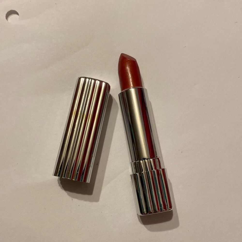 Lipstick Apricot rum 41 princess livia illusion